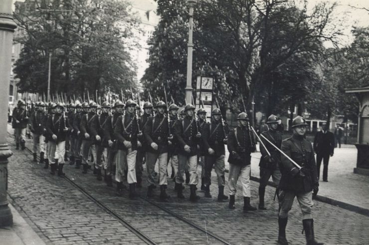 L’histoire du temps présent / Der Verrat der Regierung an der Freiwilligenkompanie und seine Folgen