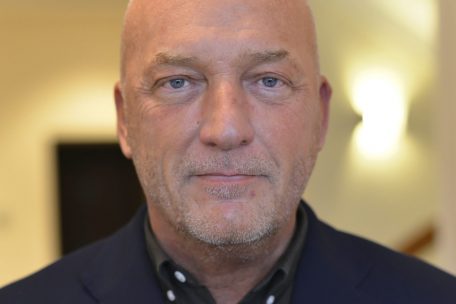 Rücktritt / Daniel Frères gibt nach Verurteilung seine Ämter bei den Piraten auf