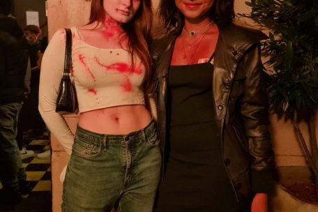 Dem Brauch nach verkleiden sich die Menschen an Halloween zur Abschreckung der bösen Geister