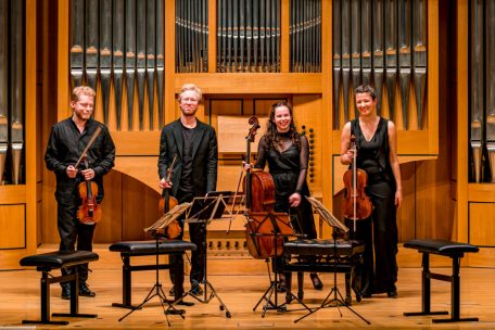 Alain spannt den Bogen / Streicher im Mittelpunkt: Das Marmen Quartet und Tabea Zimmermann