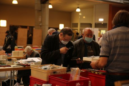 Modelleisenbahnbörse / Wälder, Dörfer und kilometerlange Gleise – 600 Miniatureisenbahn-Liebhaber treffen sich in Steinsel