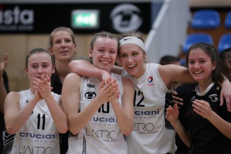 Für Estelle Muller (Nr. 10), die mit Düdelingen viele Höhepunkte, aber auch einige Enttäuschungen erlebt hat, war die T71-Truppe immer wie eine zweite Familie