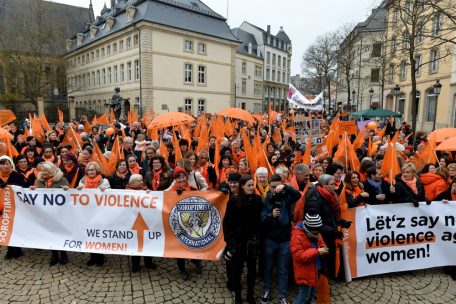 Gewalt an Frauen / Solidaritätsmarsch in Esch: Wenn fast jede eine Geschichte zu erzählen hat