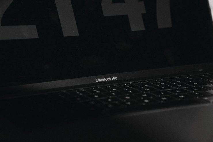 Technik im Test / Neues MacBook Pro hat Power und Ports
