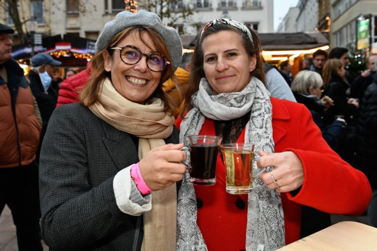 Auftakt / Weihnachtsmärkte in Esch und Luxemburg-Stadt eröffnet: Dankbar für „ein Stück Normalität“