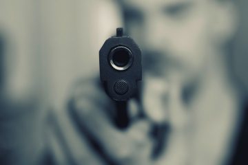 Kriminalität / Bewaffneter Mann überfällt Zeitungsladen in Esch – Polizei sucht mit Hubschrauber nach Täter
