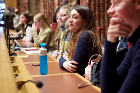 Luxemburg / „Wie soll man dies mit dem Mindestlohn bezahlen können?“ – Junge bringen ihre Themen in die Chamber