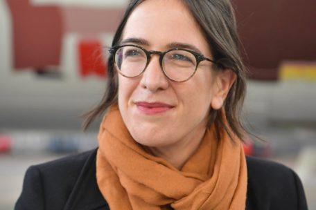 Künstlerin Lynn Cosyn