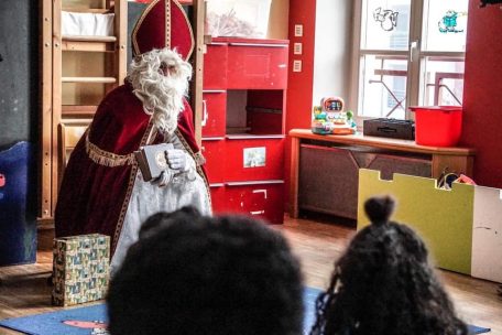 Der Nikolaus wird auch noch persönlich bei den Kindern vorbeischauen