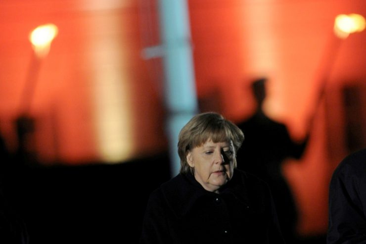 Deutschland / Großer Zapfenstreich: Wie viel Emotion zeigt Merkel zum Abschied?