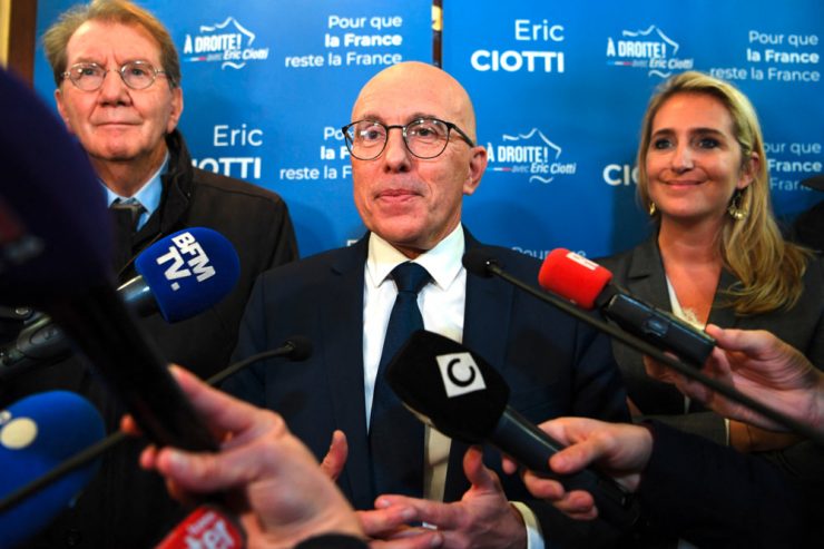 France / Le très droitier Eric Ciotti arrive en tête de la primaire des LR
