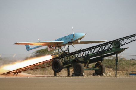 Iranische Drohne beim Start: Über den Iran kamen auch Hisbollah, Hamas und Houthi-Rebellen in den Besitz von Kampfdrohnen
