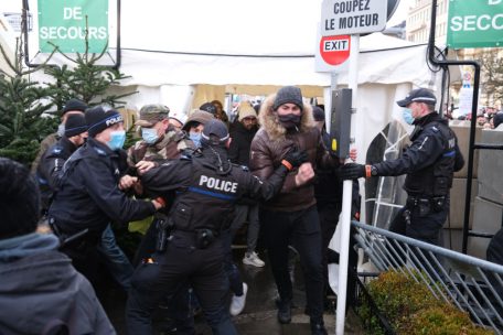 Die Weihnachtsmärkte wurden am Samstag aus Sicherheitsgründen vorübergehend geschlossen