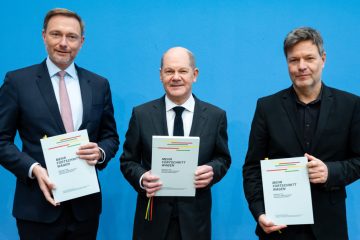 Deutschland / Koalitionsvertrag der Ampel steht - Corona große Herausforderung