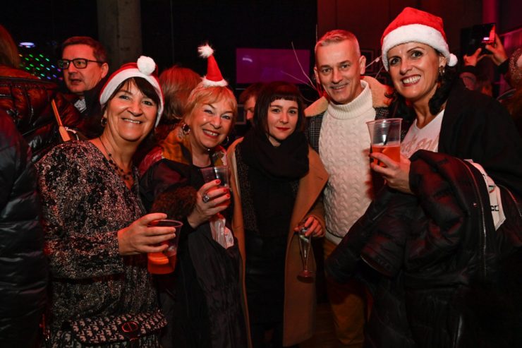 Partylaune / Esch feiert Weihnachten: So ausgelassen war die Stimmung auf dem Wintermarkt und in den Cafés
