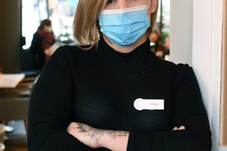 Das Weihnachtswochenende hat Alessia Esposito gezeigt, dass die Reaktionen der Menschen auf 2G+ im Restaurant unterschiedlich ausfallen: Manche gehen wieder, andere machen den Test und bleiben