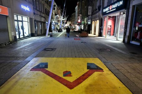An Silvester wirkten viele Straßen in Luxemburg wie leer gefegt. In der Escher Alzettestraße waren zu später Stunde nur noch wenige Menschen unterwegs.