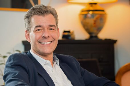 Alain Massen, Präsident der Nationalen Elternvertretung, spricht sich klar gegen eine Impfpflicht bei Kindern und Jugendlichen aus