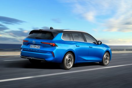 Opel Astra Sports Tourer: Opel bietet den Astra bei seiner Luxemburg-Premiere auch als familienfreundlichen Break an