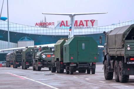 Russische Soldaten in Almaty: Eine von Moskau geführte Militärallianz hilft aus