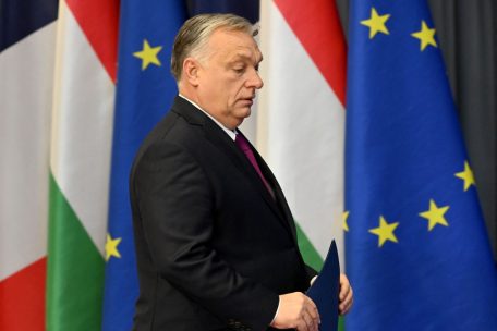 Südosteuropa / In Ungarn, Slowenien und Serbien hoffen Oppositionsparteien auf einen Machtwechsel