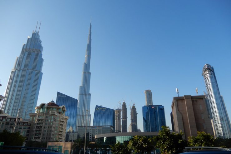 Arbeitstage / Emirate verschieben Wochenende auf Samstag und Sonntag
