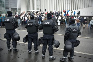 „Marche blanche“ & Gegendemo / Polizei schätzt Eskalationsrisiko bei den Protesten am Freitag ein