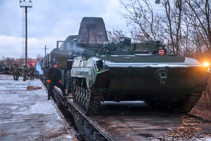 Russland-Krise / NATO uneins über Waffenlieferungen an Kiew – London prescht vor