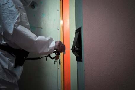 Strafvollzug / Impfung im Gefängnis: Zwischen skeptischen Insassen und niedrigen Infektionszahlen