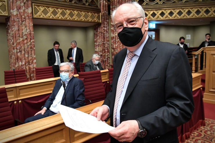 Pressefreiheit in Pandemiezeiten / Parlament besorgt über Angriffe auf Journalisten