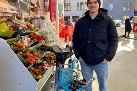 Pim Dolmaen nutzt das Auto nur, wenn es nötig ist – deshalb haben sich die hohen Spritpreise noch nicht wirklich in seinem Geldbeutel bemerkbar gemacht