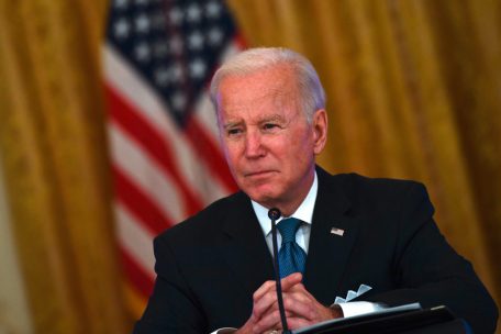 Nach Inflationsfrage / US-Präsident Biden beleidigt einen Journalisten als „son of a bitch“ – Mikrofon noch an