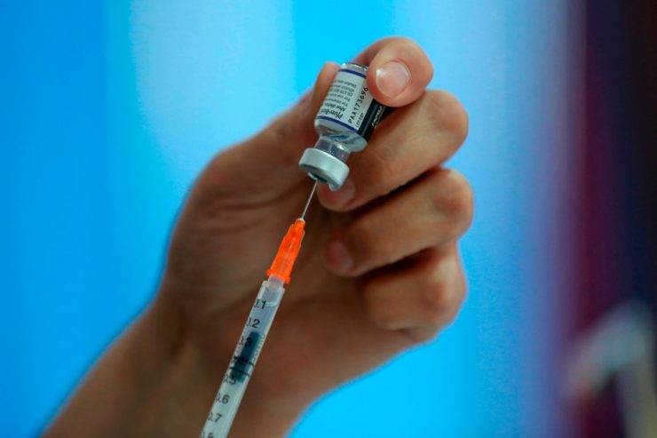 Zweiter Booster / Israelische Studie: Vierte Impfung nicht ausreichend gegen Omikron