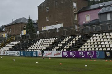 Jeunesse-Stadion / Mitte März werden die „Gradins“ der  altehrwürdigen „Escher Grenz“ abgerissen
