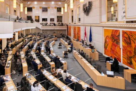 Österreich / ÖVP-Geheimpakte mit FPÖ und Grünen zur Aufteilung der Republik