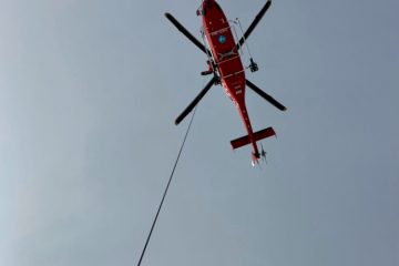 Riskanter Einsatz / Air Zermatt rettet zwei Luxemburger Bergsteiger vom Matterhorn