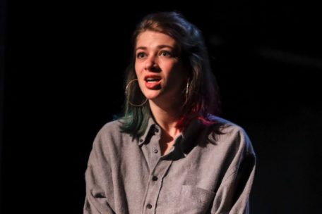 … Chalotte (Nina Hazotte-Maggipinto) décide, elle, de tout larguer