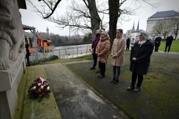 Gedenkzeremonie / „Amicale Sachsenhausen“ erinnert an KZ-Opfer – und protestiert gegen einen Straßennamen