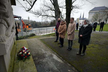 Gedenkzeremonie / „Amicale Sachsenhausen“ erinnert an KZ-Opfer – und protestiert gegen einen Straßennamen