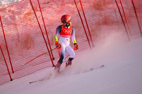 Mit ihrem Ausfall war Ten Raa in bester Gesellschaft, denn auch Topfavoritin Mikaela Shiffrin scheiterte früh im ersten Lauf