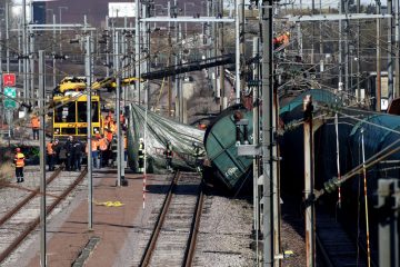 Zugunglück vom 14. Februar 2017 / Menschliches und technisches Versagen
