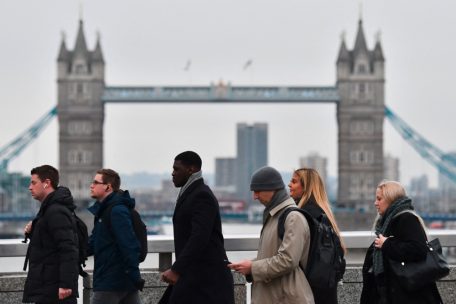 Großbritannien / „Eine Kloake schmutzigen russischen Geldes“