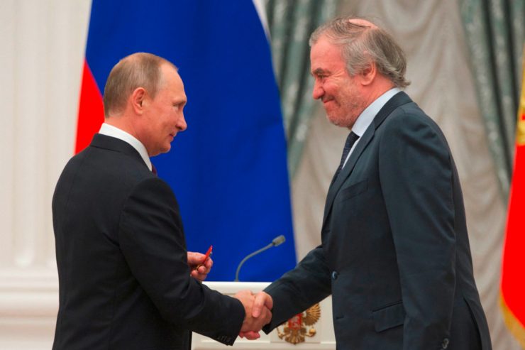 Stardirigent / Luxemburg bestellt Putin-Freund Valery Gergijew als Honorarkonsul in Sankt Petersburg ab