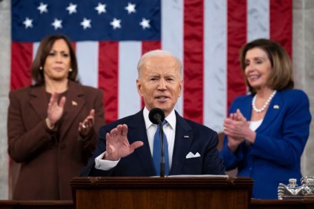 Ukraine-Krieg / Biden droht Moskau – „Putin hat Gewalt und Chaos entfesselt“