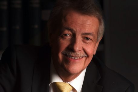 Kopf des Tages / Wann e Kolleeg stierft – De Serge Kennerknecht ass dout