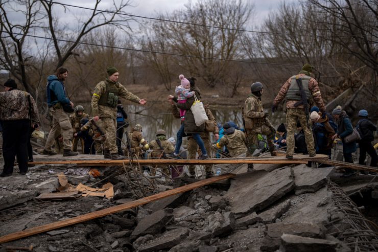 Ukraine-Krieg / Hilferuf aus Mariupol, Vormarsch auf Kiew: Die Nacht im Überblick