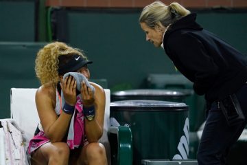 Tennis / Starke stockende Stimme: Naomi Osaka bricht in Tränen aus