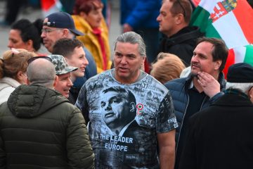 Vor Wahlen in Serbien und Ungarn / Hilft Putins Krieg den Kreml-Freunden Vucic und Orban?