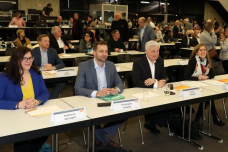Auf dem CSV-Parteitag herrschte offenbar Freude darüber, sich wieder persönlich gegenüberstehen zu können und den Kongress nicht noch einmal online abhalten zu müssen