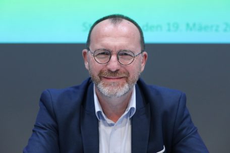Luxemburg / Sport- und Arbeitsminister Georges Engel hat sich positiv auf das Coronavirus getestet
